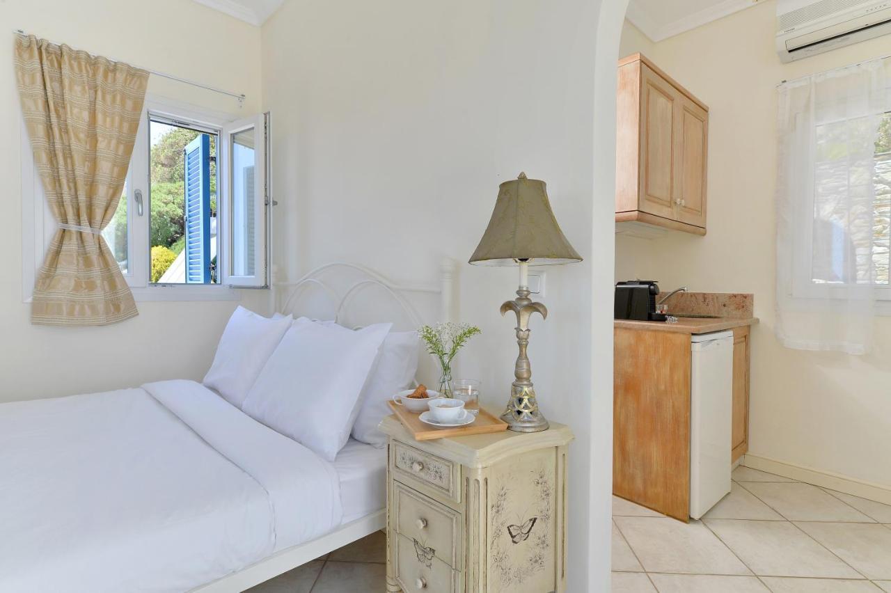 Andros Homes Sea Side Apartment & Studio Gavrio Eksteriør bilde